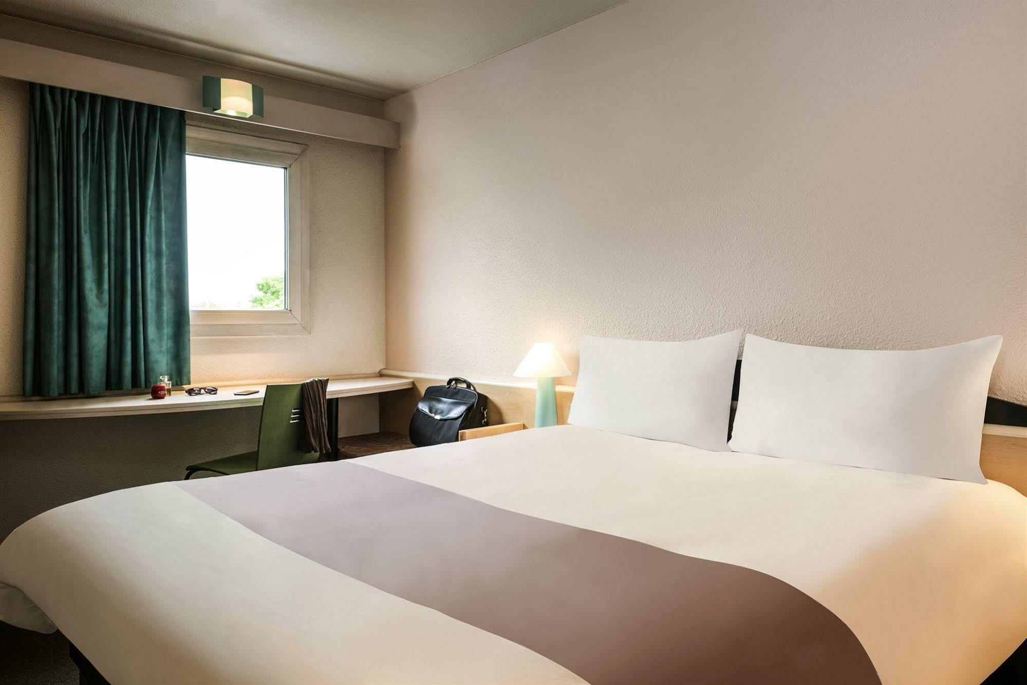 Ibis Angouleme Nord Hotel Champniers  Exterior photo